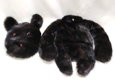 ブラックミンクぬいぐるみ